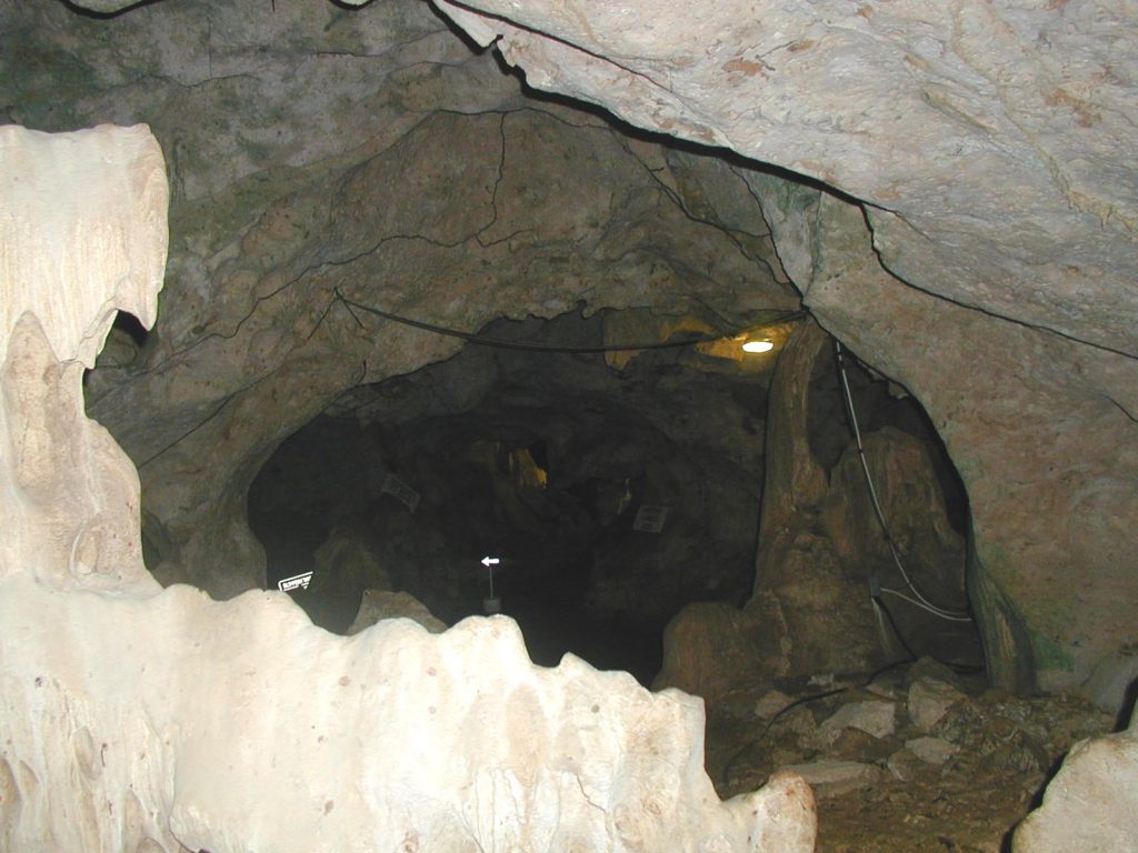 green-grotto-caves